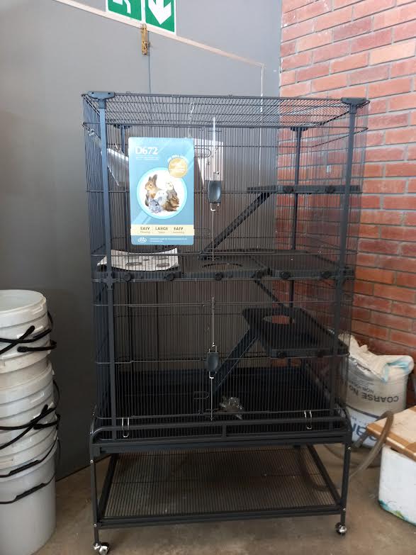 Daro Chinchilla / Rat Cage On Stand With Wheels