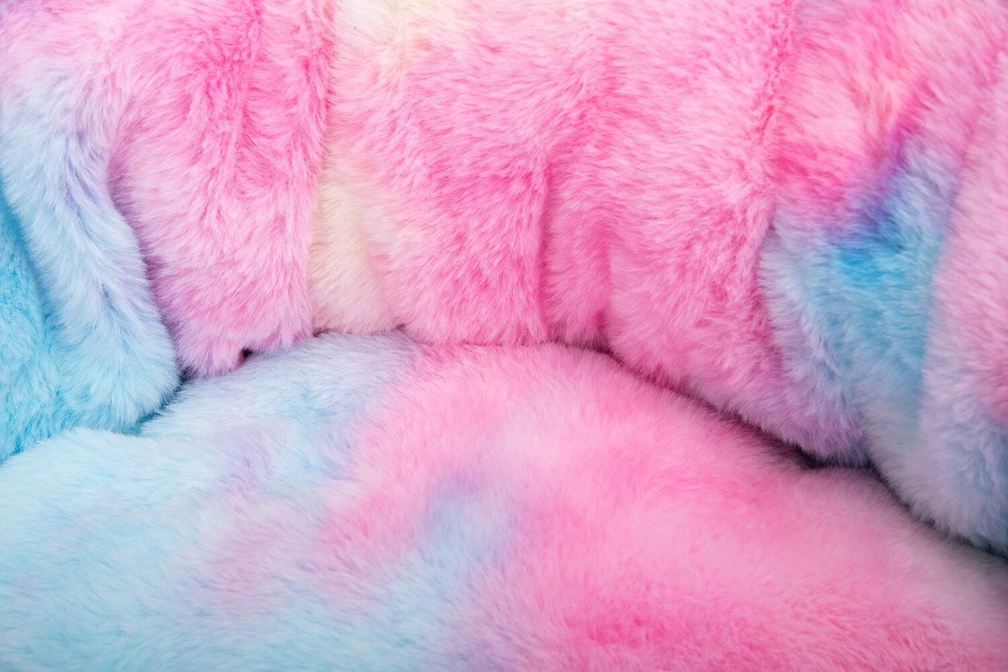Dog's Life Calming Cuddler - Rainbow