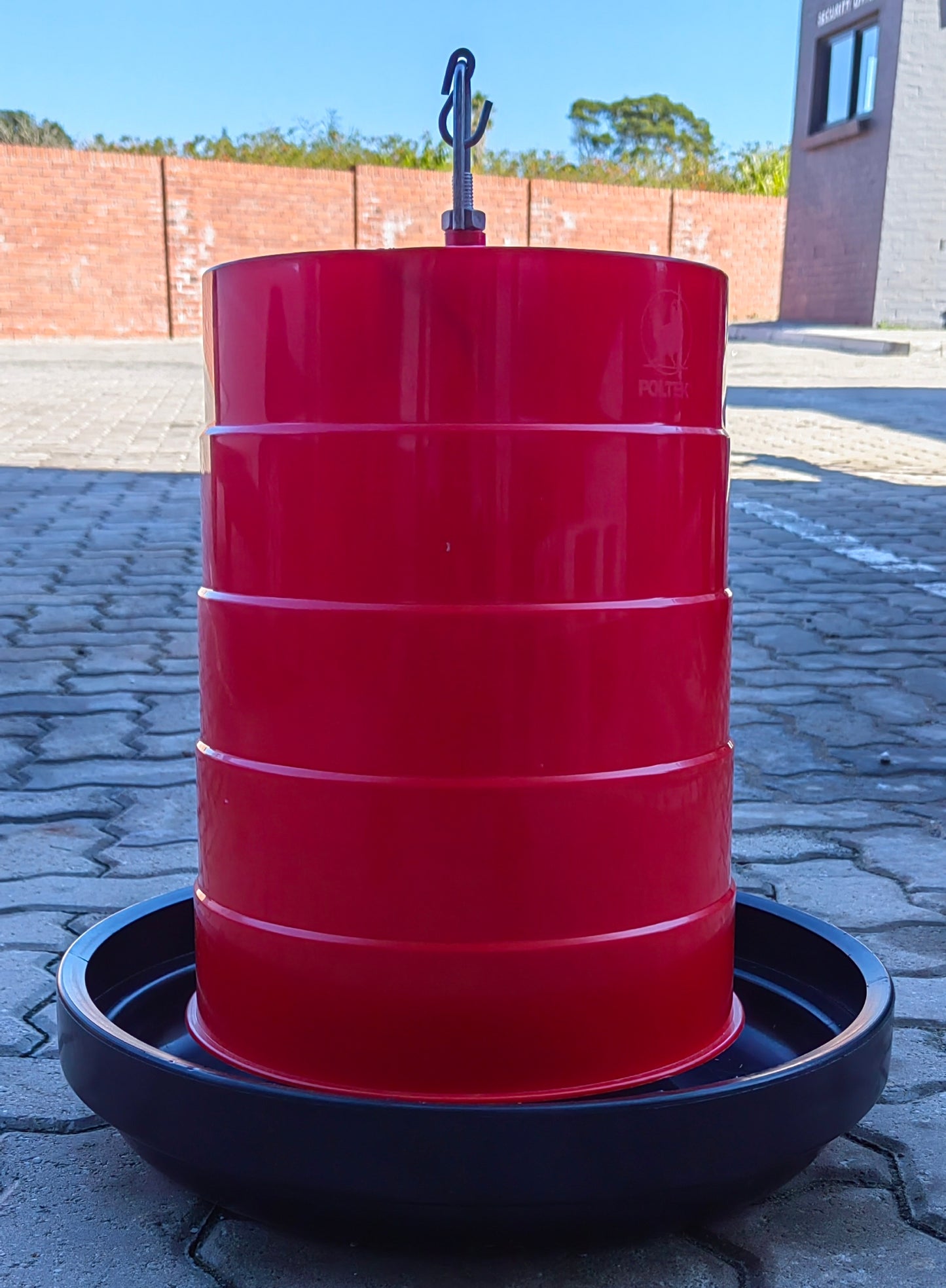 Ribbed Chicken Seed Tube Feeder