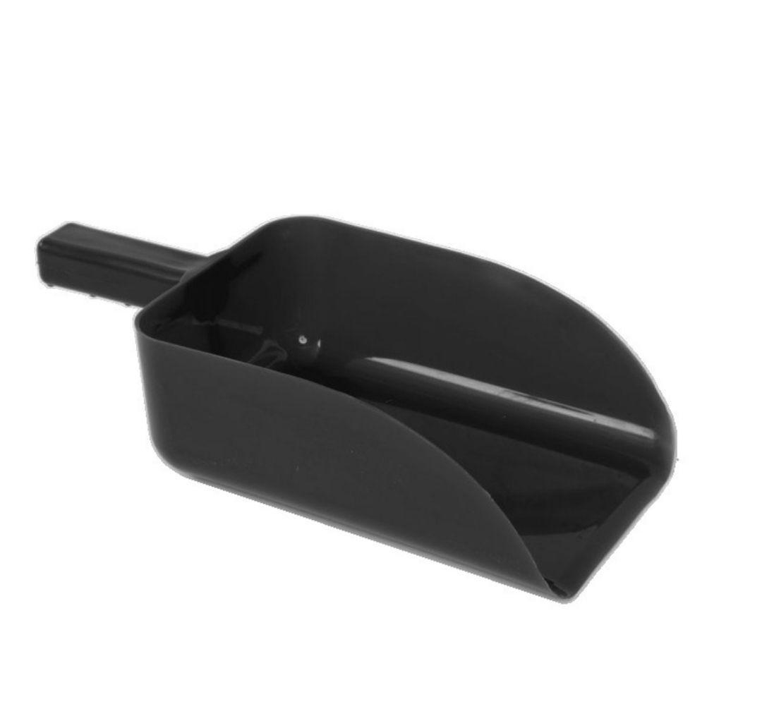 Feed Scoop Plastic Black