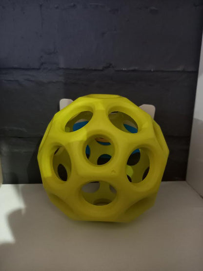 Daro Rubber Fetch Ball