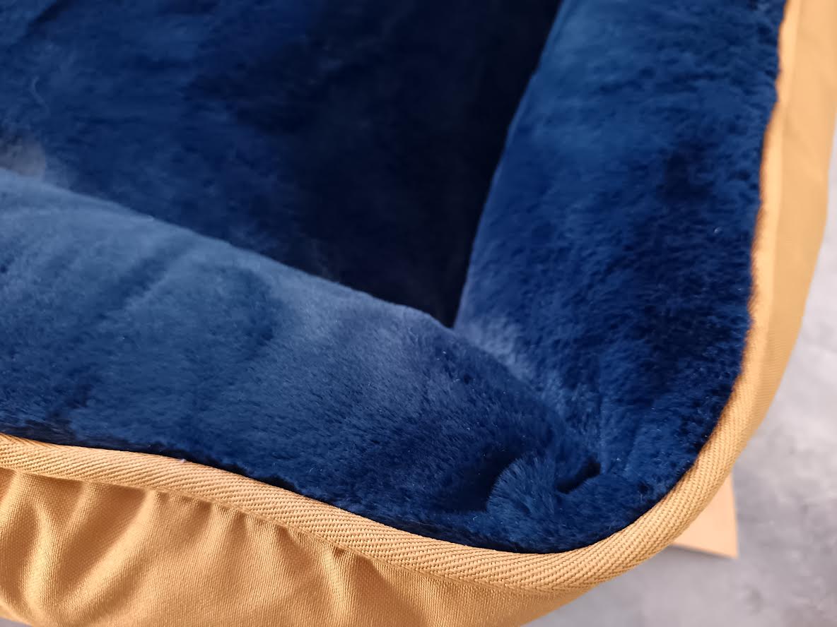 Huntlea Koletto Boster Kuddly Bed