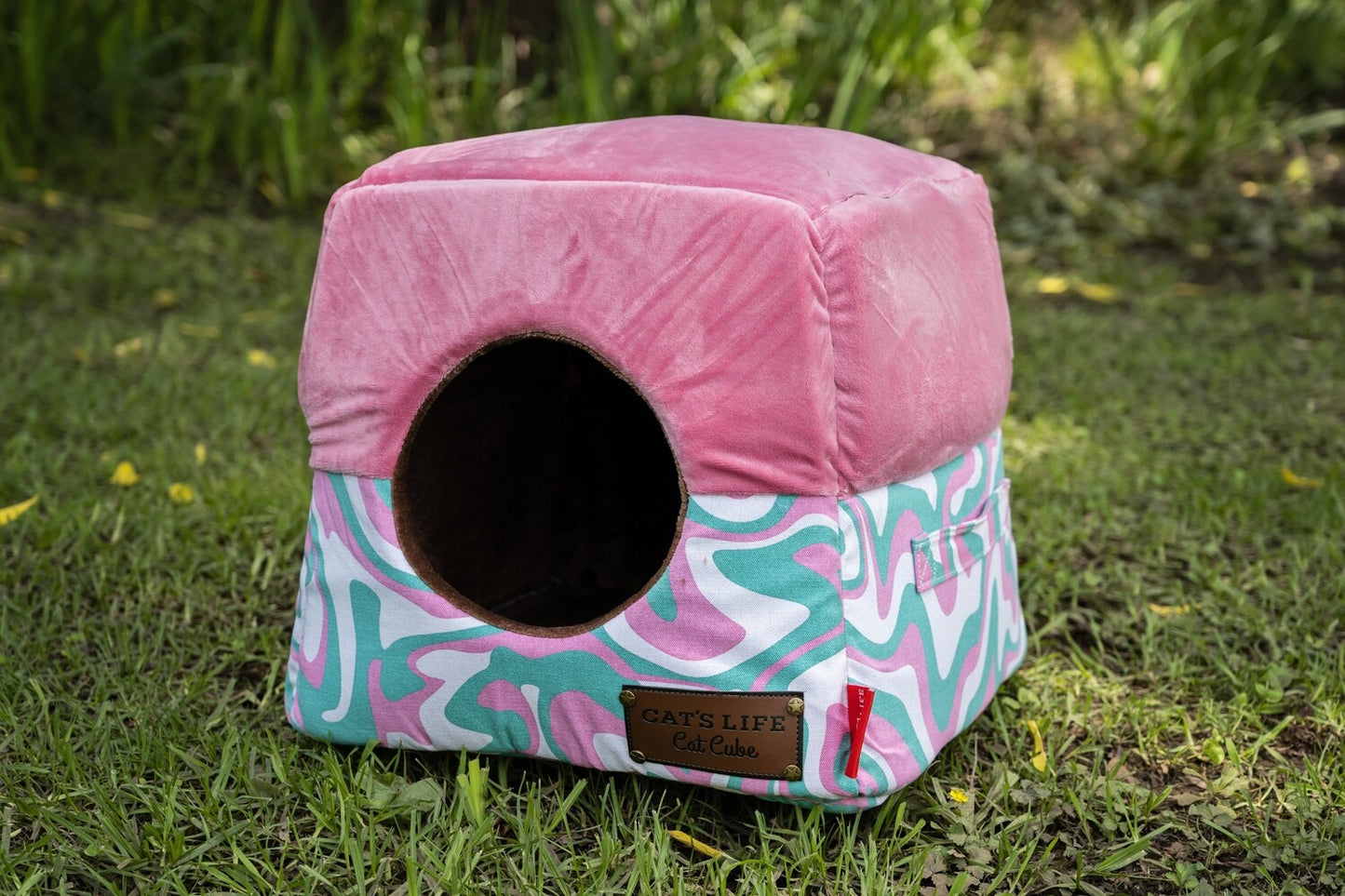 Cats Life Cat Cube Flowers& Leaves