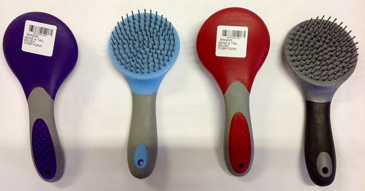Tail Brush With Comfy Handle