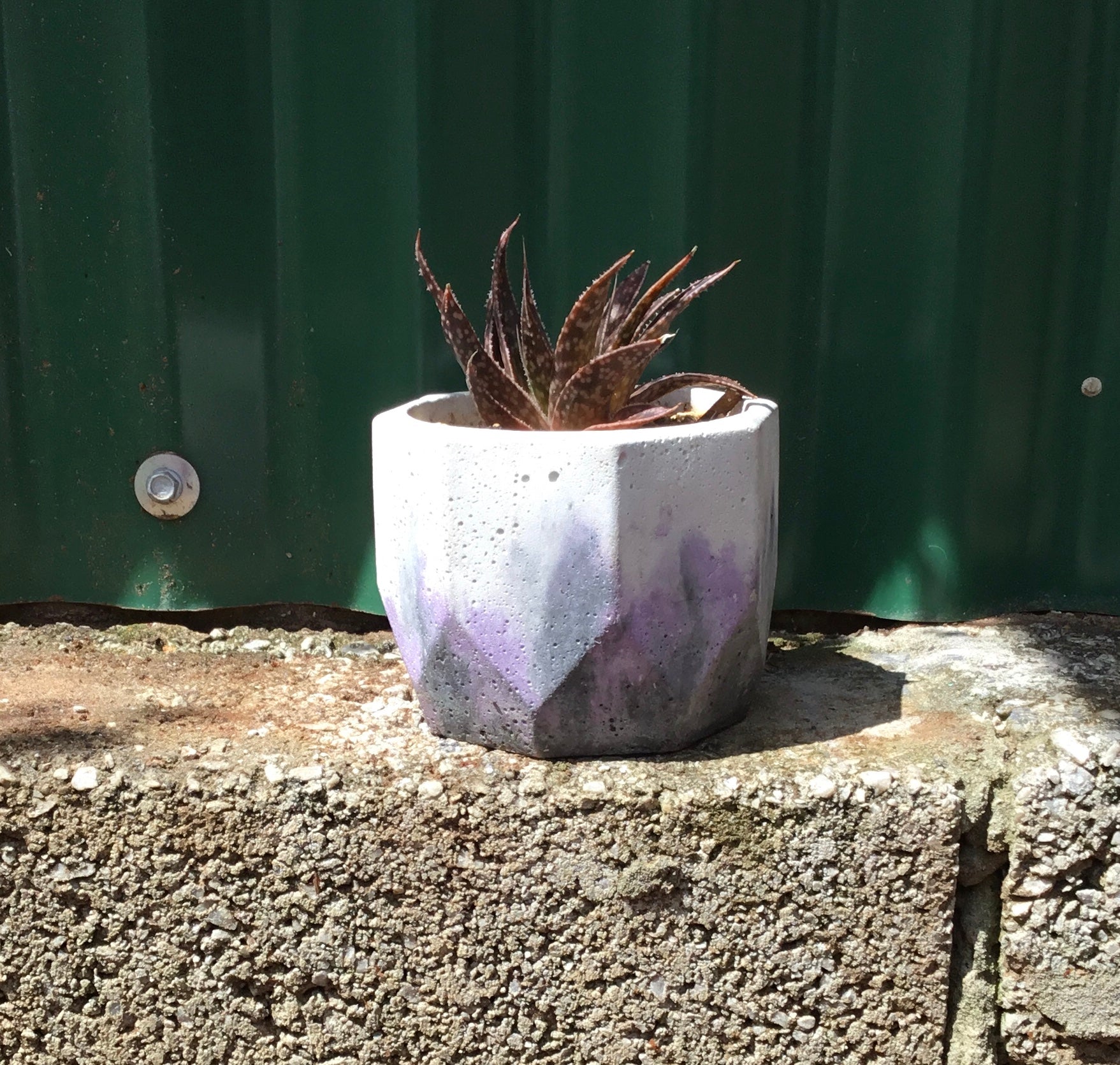 Concrete pots - Medium round M25