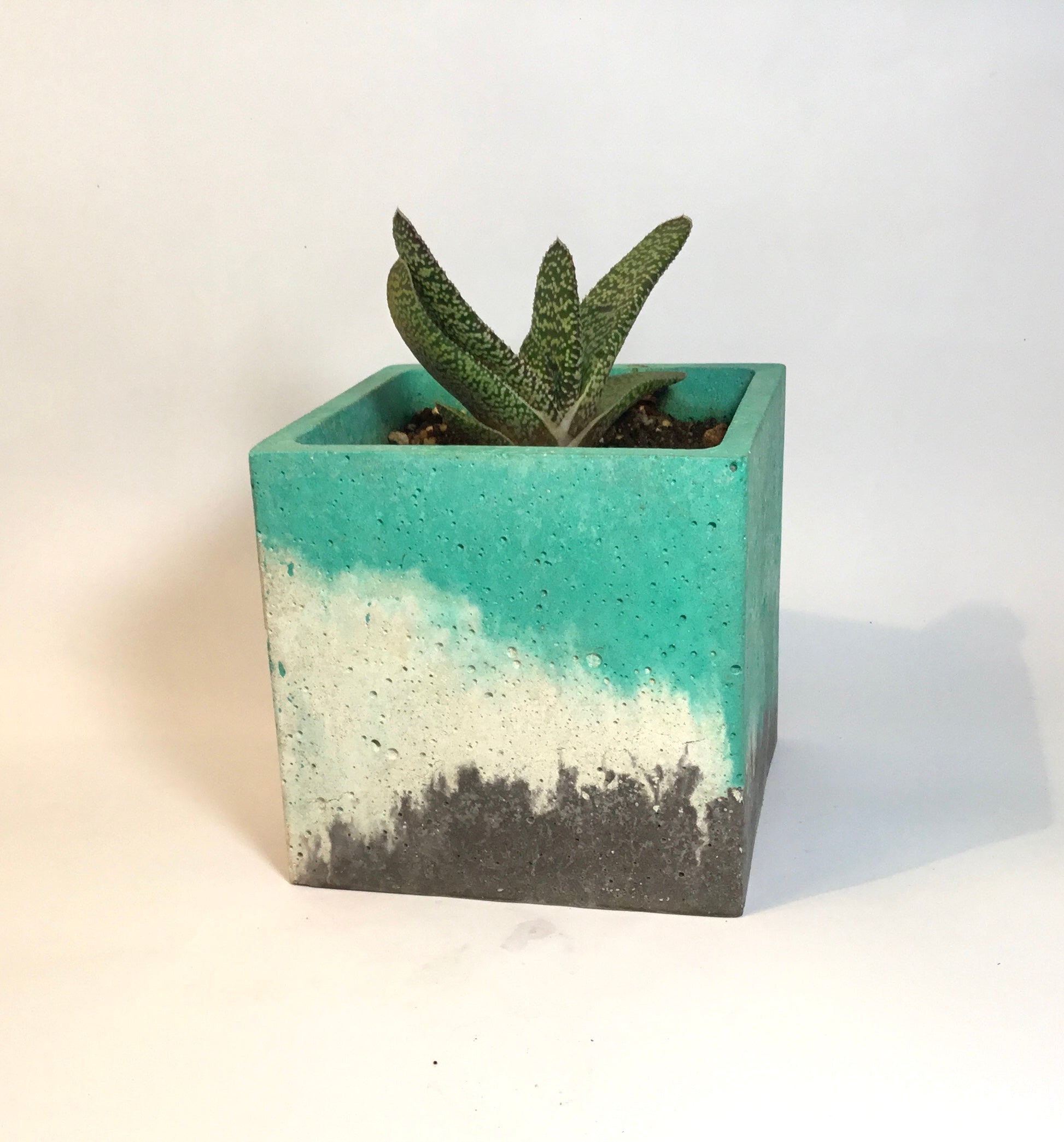 Concrete pots - Large square L9