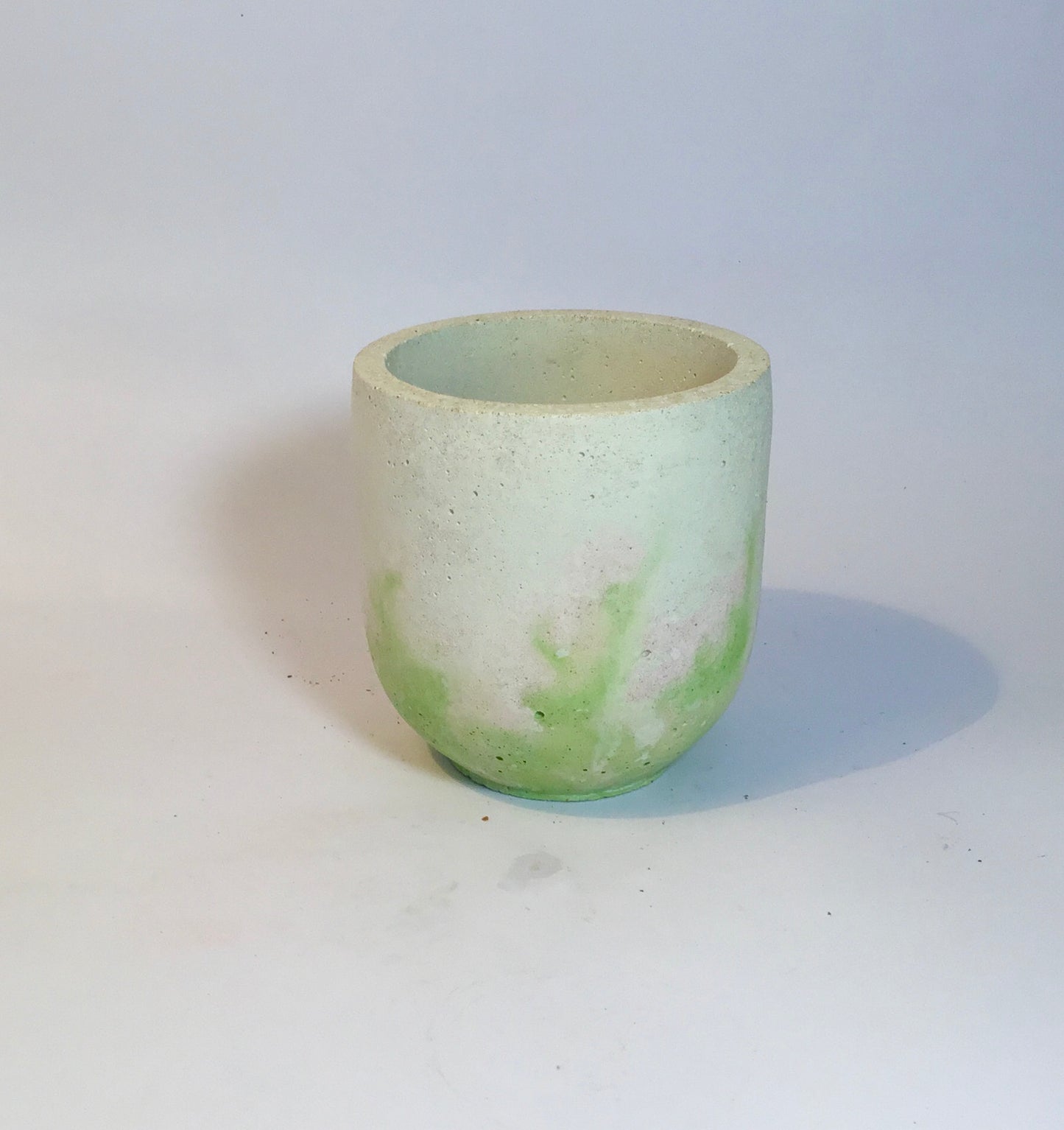 Concrete pots / planters - O5