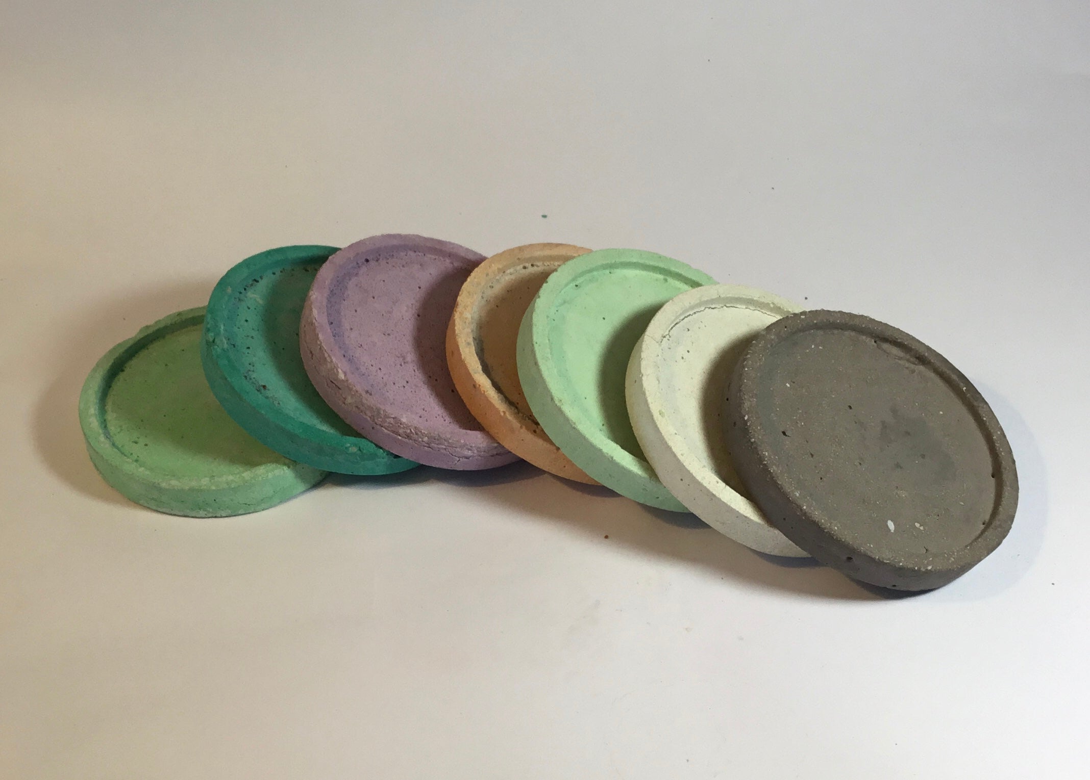 Concrete pots / planters - M44, M40