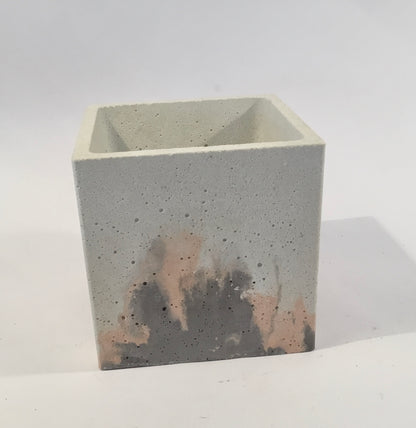 Concrete pots / planters - O9