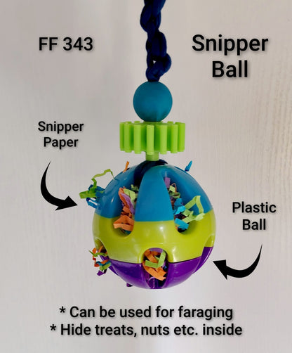 Snipper Ball Bird Toy